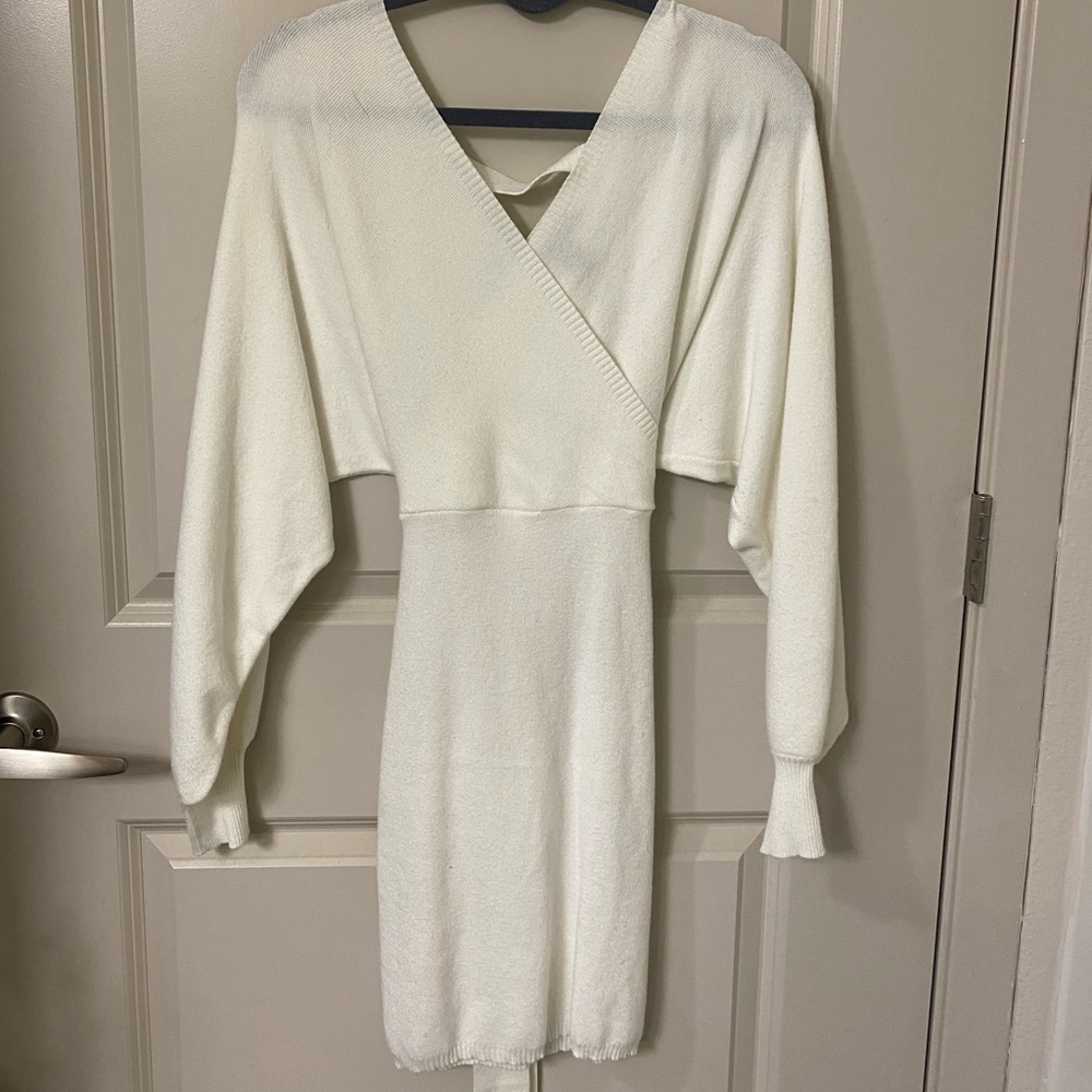 Beautiful white bodycon dress